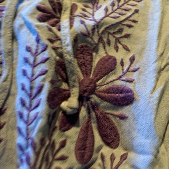 Album Women’s Grey Top Size Medium Short Seeve - Picture 5 of 10